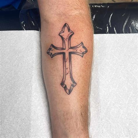 Apr 10, 2020 - Explore danielle cohen's board "Forearm cross tattoos" on Pinterest. See more ideas about tattoos, cross tattoo, tattoos for women.